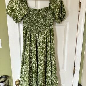 Abercrombie & Fitch Olive Green Smocked Puff-Sleeve Casual Dress